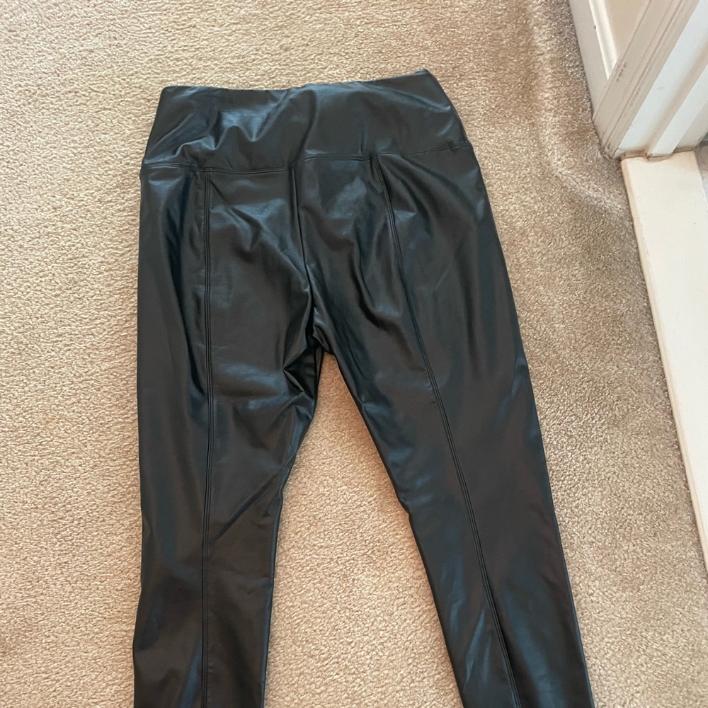 Black lysse leggings